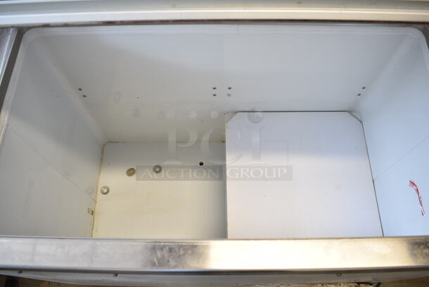 8HR Metal Commercial Floor Style Ice Cream Dipping Cabinet. 115 Volts, 1 Phase. Tested and Working! - Image 3 of 6