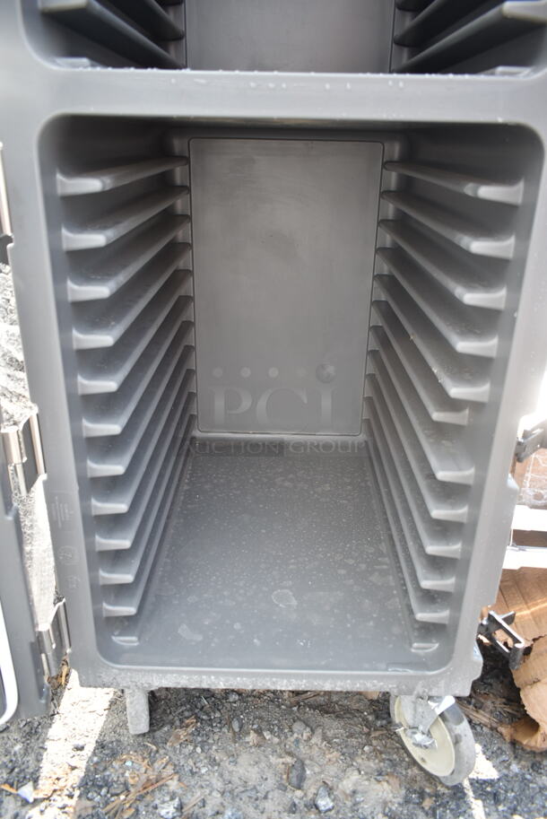 BRAND NEW SCRATCH AND DENT! Cambro 1826DTC Camcarts Charcoal Gray Insulated Sheet Pan Carrier on Commercial Casters.  - Image 5 of 7