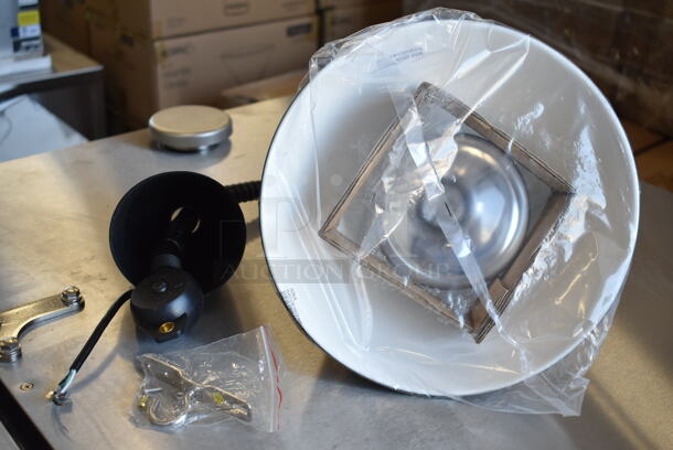 BRAND NEW SCRATCH AND DENT! ServIt 423HLR45BK Retractable Cord Ceiling Mount Heat Lamp with Modern Black Finish Round Cone Shade. 120 Volts, 1 Phase.  - Image 4 of 5