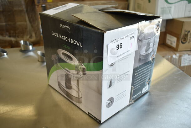 BRAND NEW SCRATCH AND DENT! AvaMix 9283BLCL34 3 Qt. Clear Plastic Bowl and Smooth "S" Blade for 1 hp Food Processors - Image 2 of 4