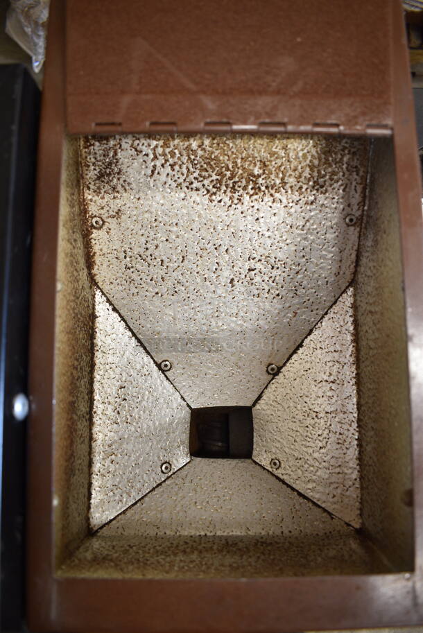 Grindmaster 850-A Metal Commercial Countertop Coffee Bean Grinder. 115 Volts, 1 Phase. Tested and Working! - Image 4 of 5