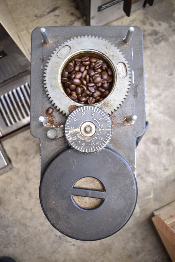 Rancilio MD50 Metal Commercial Countertop Espresso Bean Grinder. 115 Volts, 1 Phase. Tested and Working!  - Image 5 of 6