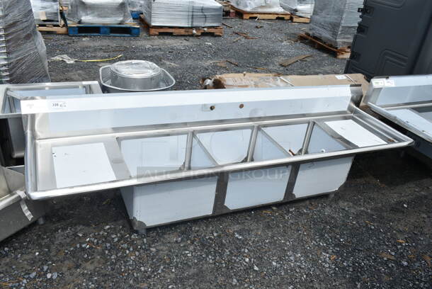 BRAND NEW SCRATCH AND DENT! Steelton 522CS31818LR 90" 18-Gauge Stainless Steel Three Compartment Commercial Sink with 2 Drainboards - 18" x 18" x 12" Bowls. No Legs.  - Image 2 of 9