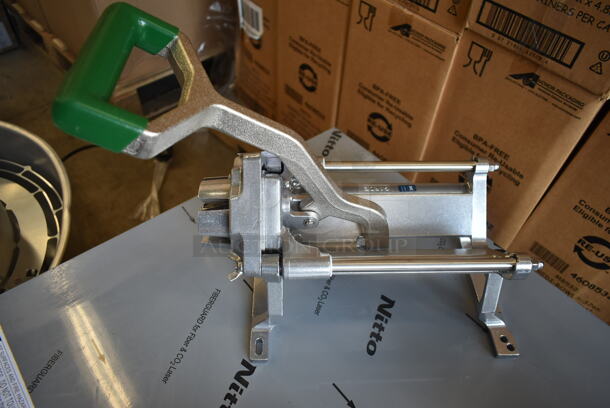 BRAND NEW SCRATCH AND DENT! Garde Metal Commercial Countertop Heavy-Duty 6-Wedge Potato / Fry Cutter with Suction Cup Feet - Image 3 of 9