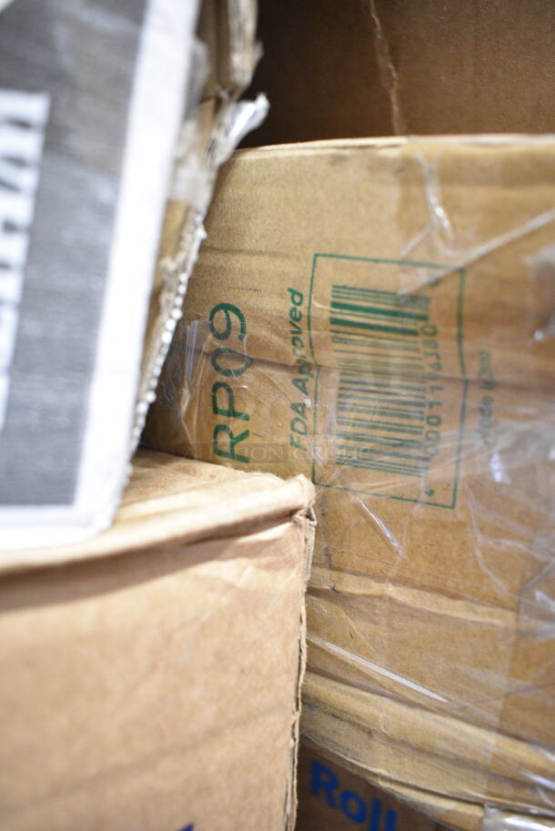 PALLET LOT of 35 BRAND NEW Boxes Including 394365L Noble Products Powder-Free Disposable Clear Vinyl Gloves for Foodservice - Large - 1000/Case, 347SP10WH Visions Florence 10" Square White Plastic Plate - 120/Case, 5008W Choice 8 oz. Tall White Poly Paper Hot Cup - 1000/Case, 2 Box 129MCR32B Choice 32 oz. Black Round Microwavable Heavy Weight Container with Lid 7 1/4" - 150/Case, 394365XL Noble Products Powder-Free Disposable Clear Vinyl Gloves for Foodservice - Extra Large - 1000/Case, 500CC16 Choice Clear PET Customizable Plastic Cold Cup - 16 oz. - 1000/Case, Arcoroc 43716 10 oz Nonic Tumbler, 966TALLFLDB Choice White Tall-Fold 6" x 13" Dispenser Napkin - 8000/Case, Dart 205HT1 White Foam Take Out Container with Perforated Hinged Lid 9" x 6" x 3" - 200/Case, 3 Box 5001RT800B Lavex 8" White Hardwound Paper Towel, 800 Feet / Roll - 6/Case, 395RP09 EcoChoice Compostable Sugarcane / Bagasse 9" Plate - 500/Case, 2 Box 8195 Lunch Tray, 02115 Bell Aire Multi Fold Towels, 2 Box 966UPWIDEB-500 OneUp by Choice White 2-Ply Wide Interfold 6 1/2" x 8 1/2" Dispenser Napkin - 6000/Case, 2 Box 347RP9WHSS Visions Wave 9" White Plastic Plate - 180/Case, 2 Box T Shirt Bags. 35 Times Your Bid! - Image 11 of 12
