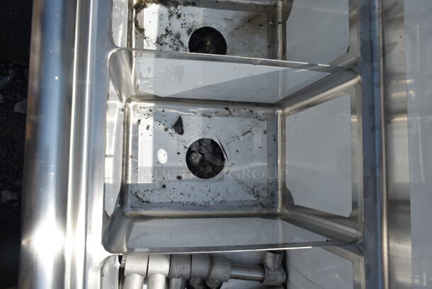 BRAND NEW SCRATCH AND DENT! Steelton 522CS31014LR 54" 18-Gauge Stainless Steel Three Compartment Commercial Sink with 2 Drainboards - 10" x 14" x 12" Bowls. No Legs.  - Image 5 of 8