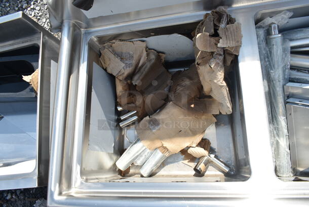 BRAND NEW SCRATCH AND DENT! Regency 600S2171718R 57" 16 Gauge Stainless Steel Two Compartment Commercial Sink with Galvanized Steel Legs and 1 Drainboard - 17" x 17" x 12" Bowls - Image 7 of 9