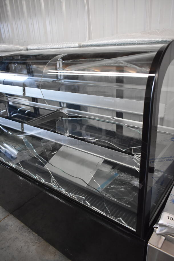 BRAND NEW SCRATCH AND DENT! Avantco 193BCD72B Metal Commercial Floor Style 72" Curved Glass Black Dry Bakery Display Case on Commercial Casters. See Pictures for Broken Glass. 110-120 Volts, 1 Phase.  - Image 5 of 7