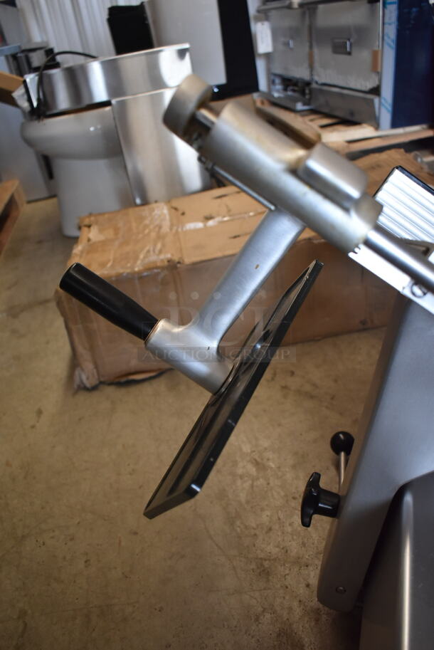 Bizerba SE12DUS Stainless Steel Commercial Countertop Meat Slicer. 120 Volts, 1 Phase. Tested and Working! - Image 7 of 8