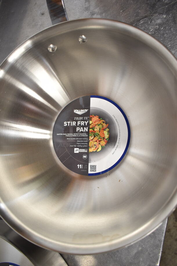 2 BRAND NEW SCRATCH AND DENT! Vollrath Tribute 11" Heavy-Duty Tri-Ply Stainless Steel Stir Fry Pan with Black Silicone Handle 702111 and Vollrath Tribute 6 Qt. Tri-Ply Stainless Steel Saute Pan with Black Silicone Handle 702160. 2 Times Your Bid!  - Image 4 of 9