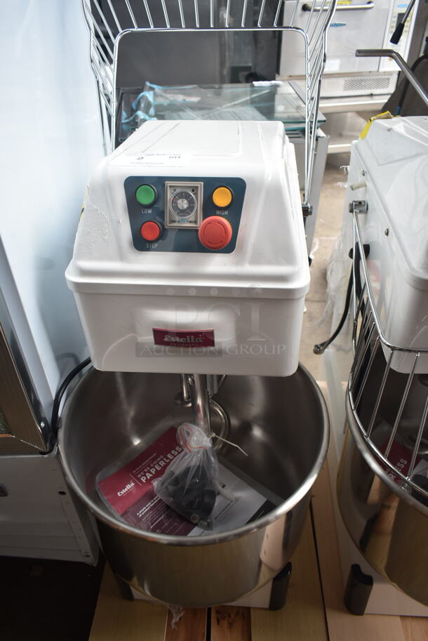 BRAND NEW SCRATCH AND DENT! Estella 348SM30 Metal Commercial 30 Qt. / 45 lb. Two-Speed Spiral Dough Mixer w/ Stainless Steel Mixing Bowl, Bowl Guard and Dough Hook Attachment. 120 Volts, 1 Phase. Tested and Working! - Image 3 of 7