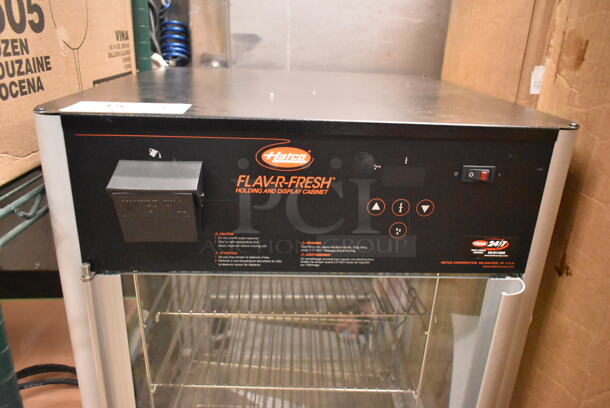 BRAND NEW SCRATCH AND DENT! Hatco FDWD-2X Flav-R-Fresh Two Door Heated Display Cabinet with Humidity Control and Multi-Purpose Rack. 120 Volts, 1 Phase. Tested and Working! - Image 3 of 9