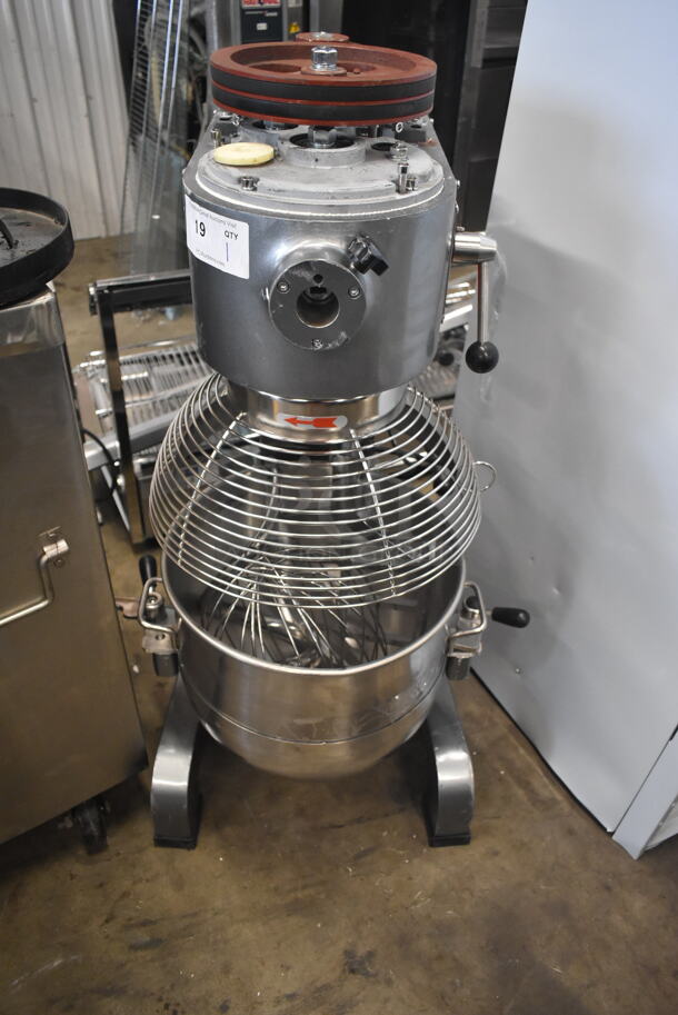 BRAND NEW SCRATCH AND DENT! Avantco 177MX40H Metal Commercial Floor Style 40 Quart Planetary Dough Mixer w/ Stainless Steel Mixing Bowl, Bowl Guard, Dough Hook, Paddle and Whisk Attachments. Missing Top Piece. 240 Volts, 1 Phase.   - Image 2 of 10
