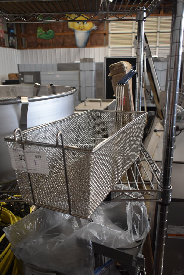 BRAND NEW SCRATCH AND DENT! Metal Fry Basket.  - Image 3 of 4