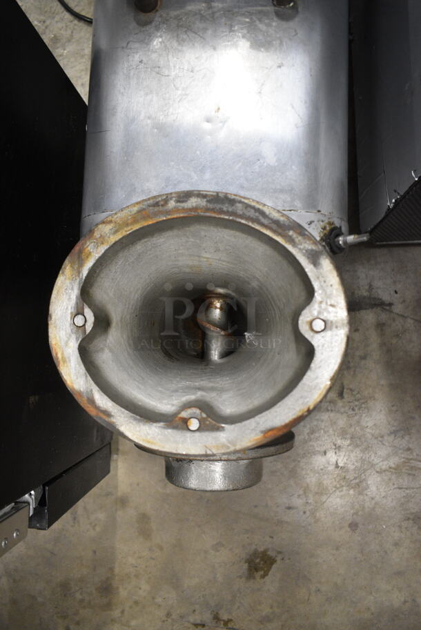 Hobart 4822 Metal Commercial Countertop Meat Grinder. 115 Volts, 1 Phase. Tested and Working! - Image 4 of 6