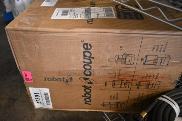 BRAND NEW SCRATCH AND DENT! 64927301 Robot Coupe 27301 Vegetable Prep Attachment - Image 2 of 3