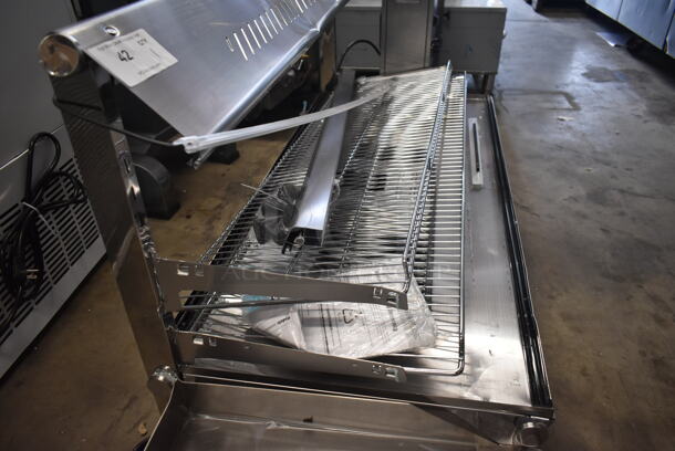 BRAND NEW SCRATCH AND DENT! ServIt 423HDM48SA Stainless Steel Commercial Countertop 48" Self / Full Service 3 Shelf Countertop Heated Display Case with Sliding Doors. See Pictures for Damage. 120 Volts, 1 Phase. Tested and Powers On But Does Not Get Warm - Image 4 of 6