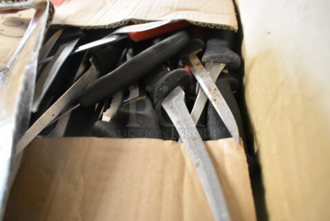 60 SHARPENED Stainless Steel Knives Including Fillet Knives. 60 Times Your Bid!