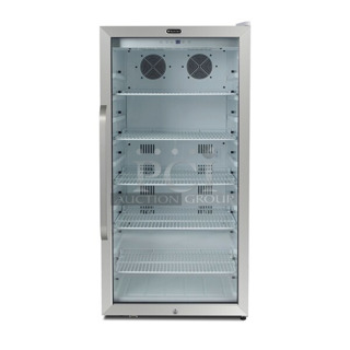 BRAND NEW SCRATCH AND DENT! Whynter CBM-815WS Freestanding 8.1 CF Commercial Beverage Merchandiser. 115 Volt, 1 Phase. Tested and Working!