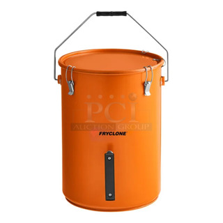 BRAND NEW SCRATCH AND DENT! Fryclone 259FOPN6GL 6.5 Gallon Orange Utility Oil Pail