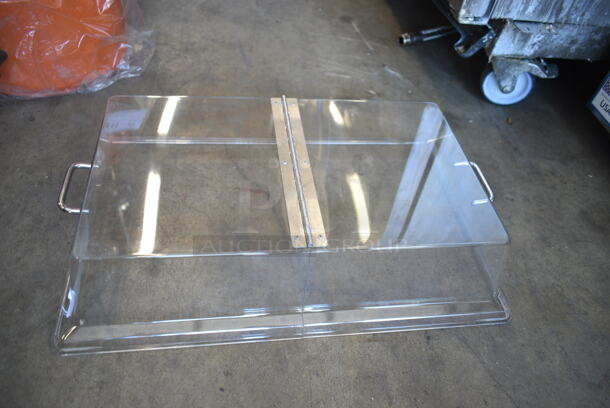 3 BRAND NEW SCRATCH AND DENT! Cambro RD1220CWH Camwear 12" x 20" Clear Dome Display Cover with Hinged Lid. 3 Times Your Bid!  - Image 3 of 5