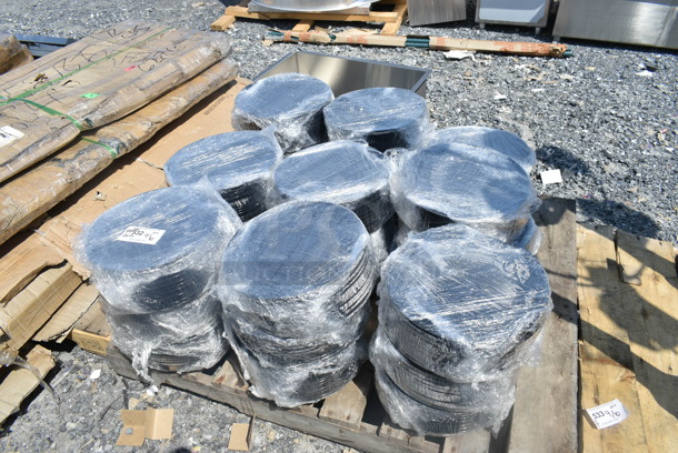 PALLET LOT of Approximately 312 BRAND NEW SCRATCH AND DENT! Black Plates.  - Image 1 of 4