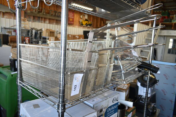 5 BRAND NEW SCRATCH AND DENT! Metal Fry Baskets. 5 Times Your Bid!  - Image 2 of 5