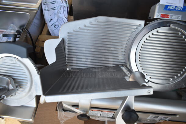 BRAND NEW SCRATCH AND DENT! 2024 Pro-Cut KMS-13 Stainless Steel Commercial Countertop 13" Automatic Meat Slicer w/ Blade Sharpener. 115 Volts, 1 Phase. Tested and Working! - Image 5 of 9