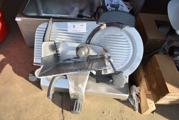 BRAND NEW SCRATCH AND DENT! 2024 Hobart Centerline EDGE12-11 Stainless Steel Commercial Countertop Meat Slicer w/ Blade Sharpener. 115 Volts, 1 Phase. Tested and Working! - Image 2 of 8