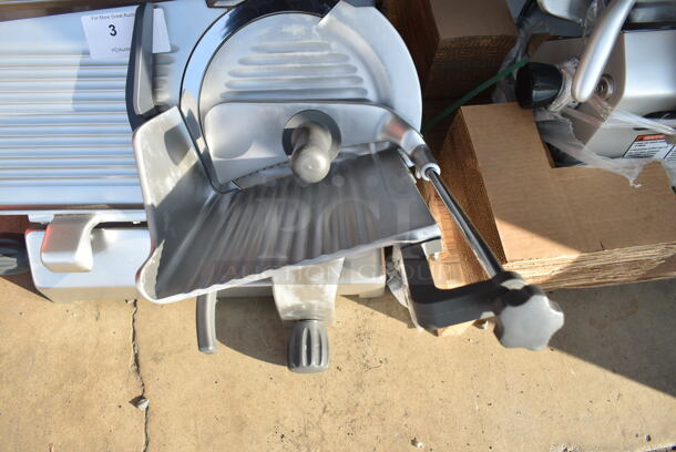 BRAND NEW SCRATCH AND DENT! 2024 Hobart Centerline EDGE12-11 Stainless Steel Commercial Countertop Meat Slicer w/ Blade Sharpener. 115 Volts, 1 Phase. Tested and Working! - Image 5 of 8