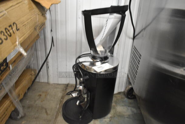 BRAND NEW SCRATCH AND DENT! Mahlkonig 10AE80WGBSB GBS 4 lb. Black Grind-by-Sync Espresso Grinder. 120 Volts, 1 Phase. Tested and Working! - Image 2 of 5