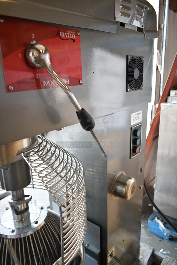 BRAND NEW SCRATCH AND DENT! Avantco 177MX60H Metal Commercial Floor Style 60 Quart Planetary Dough Mixer w/ Stainless Steel Mixing Bowl, Bowl Guard, Bowl Dolly, Dough Hook, Whisk and Paddle Attachments. 240 Volts, 3 Phase. - Image 9 of 12