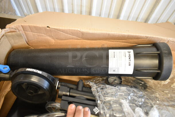 BRAND NEW! Everpure EV9294-23 High Flow CSR Triple Manifold with 20" Prefilter and Scale Reduction - 3/4" NPT. Stock Picture Used, See Pictures - Image 5 of 12