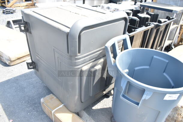 BRAND NEW! Gray Poly Catering Holding Cabinet on Commercial Casters.  - Image 3 of 3