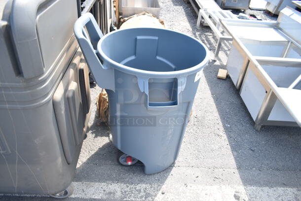 Rubbermaid Brute Gray Poly Trash Can on Casters. - Image 2 of 2