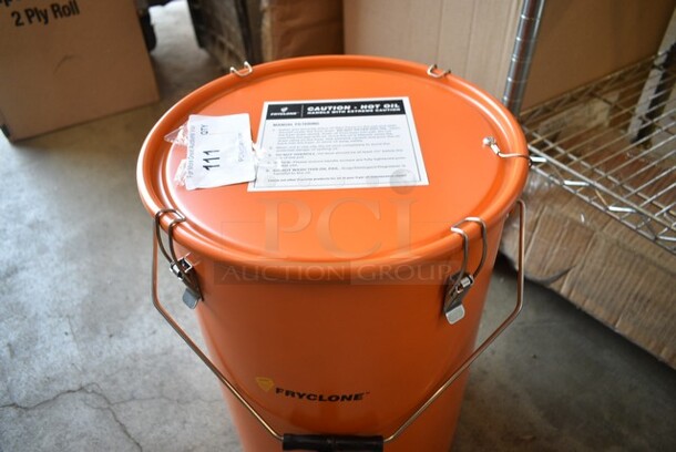 BRAND NEW SCRATCH AND DENT! Fryclone 259FOPN6GL 6.5 Gallon Orange Utility Oil Pail - Image 3 of 6
