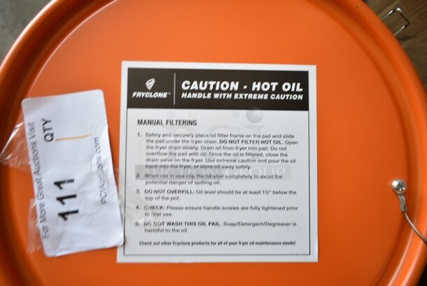 BRAND NEW SCRATCH AND DENT! Fryclone 259FOPN6GL 6.5 Gallon Orange Utility Oil Pail - Image 6 of 6