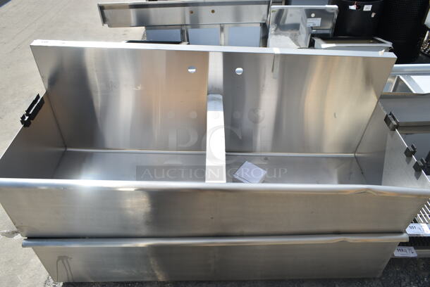 BRAND NEW SCRATCH AND DENT! Stainless Steel Commercial 2 Bay Sink. No Legs.  - Image 1 of 3