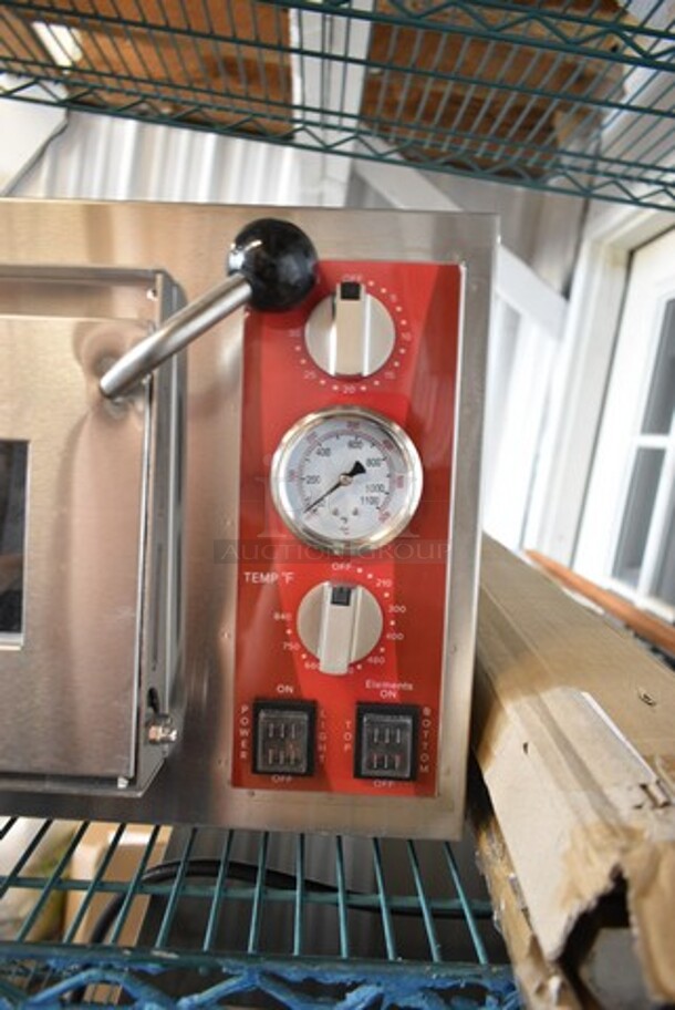 BRAND NEW SCRATCH AND DENT! Avantco 177DPO18S Stainless Steel Commercial Countertop Electric Powered Single Deck Pizza Oven w/ Broken Cooking Stone. 120 Volts, 1 Phase. Tested and Working! - Image 4 of 6