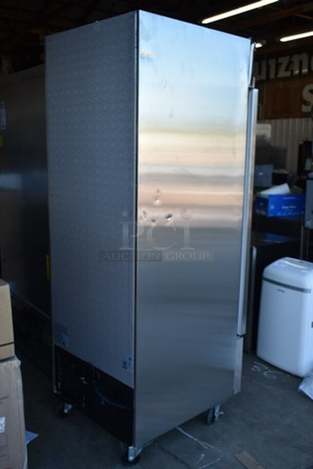 BRAND NEW SCRATCH AND DENT! 2023 Avantco 178SS1RHC Stainless Steel Commercial Single Door Reach In Cooler w/ Poly Coated Racks on Commercial Casters. 110-120 Volts, 1 Phase. Tested and Working! - Image 6 of 7