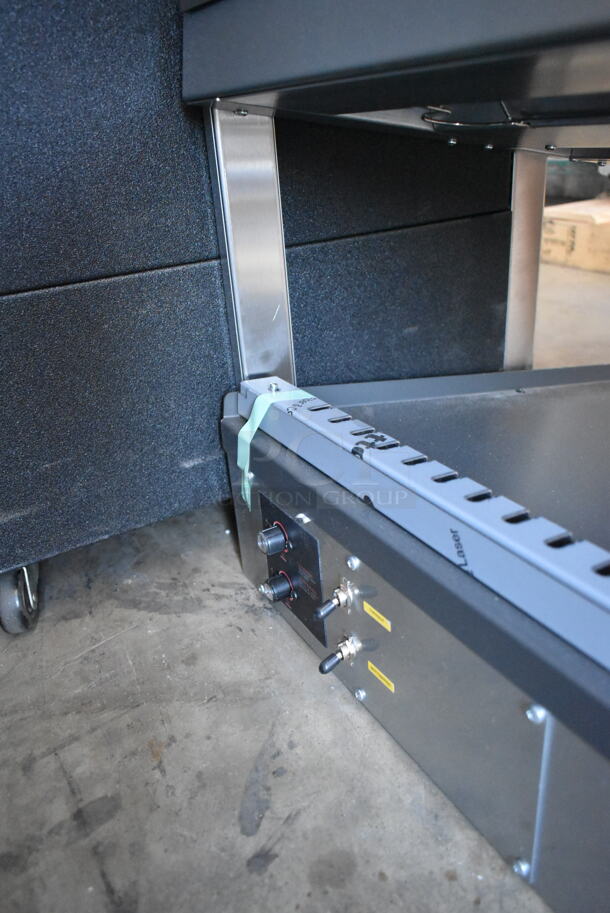 BRAND NEW! Hatco GRSDS-52D Metal Commercial Countertop 2 Tier Warming Display Merchandiser. 120 Volts, 1 Phase. Tested and Working! - Image 5 of 6