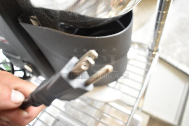 BRAND NEW SCRATCH AND DENT! Sirman 60090048 TRITON Countertop Ice Shaver. 110 Volts, 1 Phase. Tested and Working! - Image 5 of 6