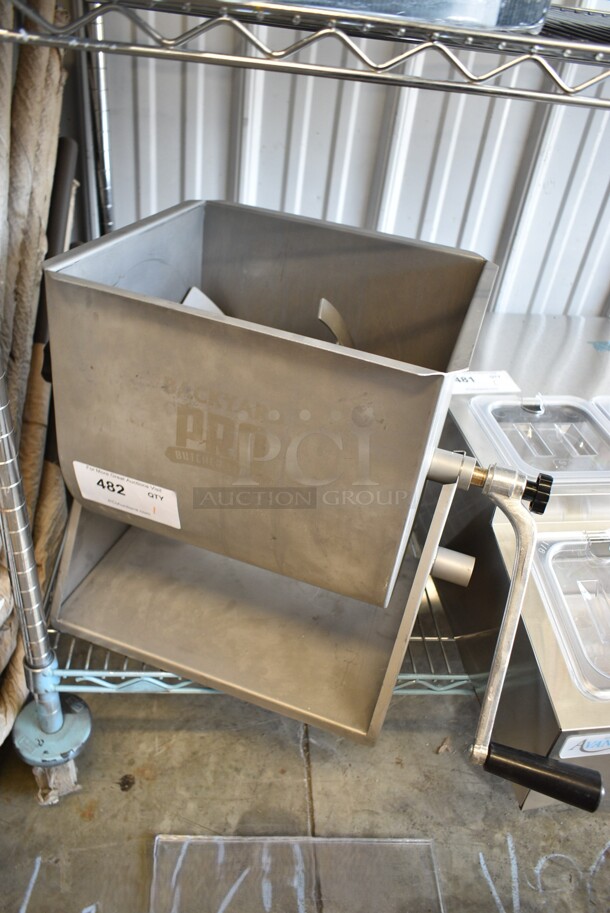 BRAND NEW SCRATCH AND DENT! Backyard Pro BSMM-44T Butcher Series 44 lb. / 7 Gallon Manual Tilting Meat Mixer - Image 2 of 6