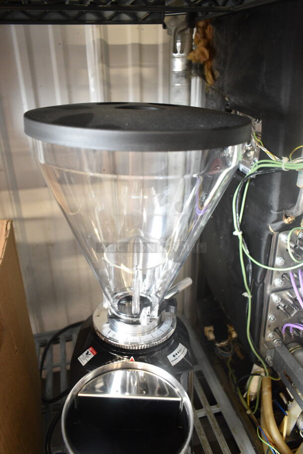BRAND NEW SCRATCH AND DENT! Estella 236ECEGOD On Demand Espresso Grinder. 120 Volts, 1 Phase. Tested and Working! - Image 7 of 9