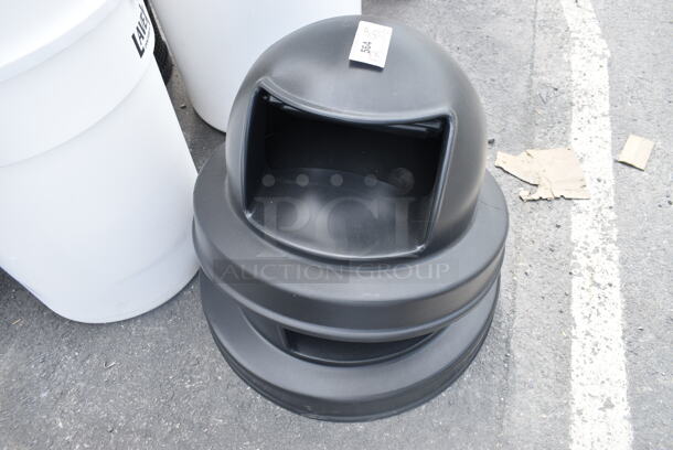 2 BRAND NEW SCRATCH AND DENT! Black Poly Trash Can Lid. 2 Times Your Bid! - Image 3 of 3