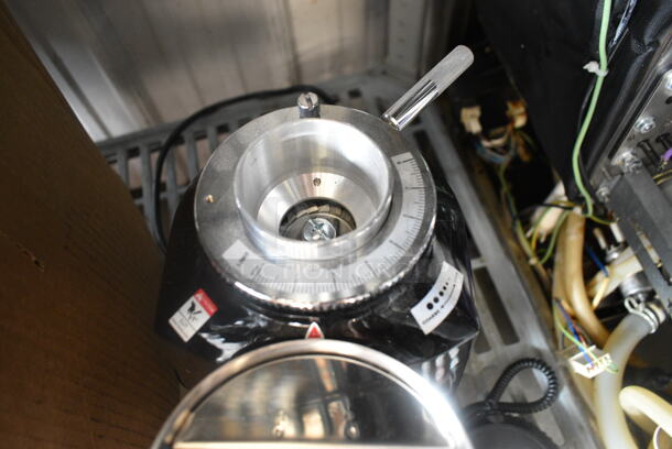 BRAND NEW SCRATCH AND DENT! Estella 236ECEGOD On Demand Espresso Grinder. 120 Volts, 1 Phase. Tested and Working! - Image 8 of 9