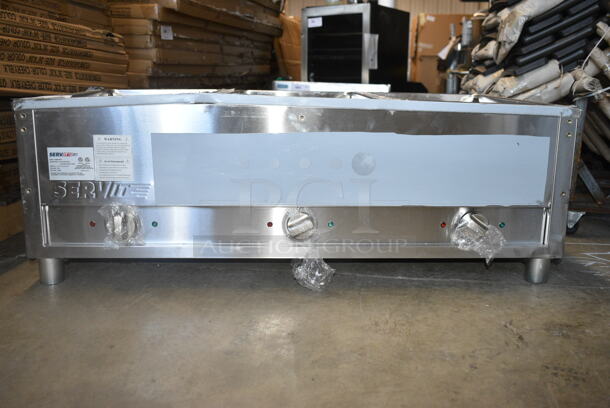 BRAND NEW SCRATCH AND DENT! 2023 ServIt 423EST3WO Stainless Steel Commercial Electric Powered 3 Bay Steam Table. 115 Volts, 1 Phase. Tested and Working! - Image 2 of 4