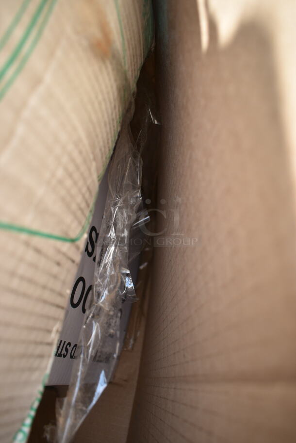 PALLET LOT of 15 BRAND NEW Boxes Including 500TW7 Choice 7 oz. Translucent Thin Wall Plastic Cold Cup - 2500/Case, 127RD8BULK Choice 8 oz. Customizable Microwavable Translucent Round Deli Container - 500/Case, Voltec 08-00198 U-Ground Work Light String with 10 Metal Cages - 100' 12/3 Cord, 150W Bulb Rating. 15 Times Your Bid! - Image 5 of 12