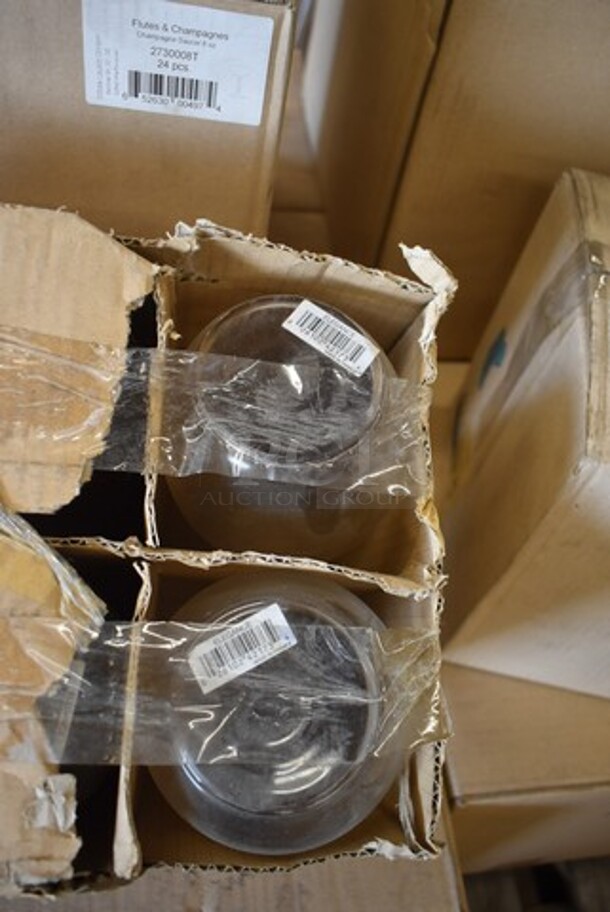 4 Boxes of 6 BRAND NEW! Luminarc Glass Carafe Decanter 1L 33 oz Elegance Sans Bouchon. 4 Times Your Bid!  - Image 3 of 3