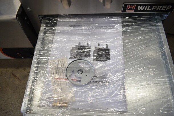 BRAND NEW SCRATCH AND DENT! Wilprep WP-SP-1 Stainless Steel Commercial Countertop Propane Gas Powered Single Burner Stock Pot Range. 80,000 BTU.   - Image 4 of 9
